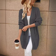 Damen Strickcardigan mit großzügigen Taschen und modernem Zopfmuster WW