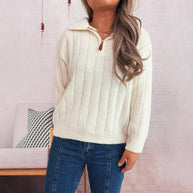 Damen Strickpullover mit kurzer Reißverschlussleiste und Wellenstruktur WW