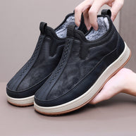 Damen Bequeme Winter-Slipper aus Lederimitat mit warmem Innenfutter WW