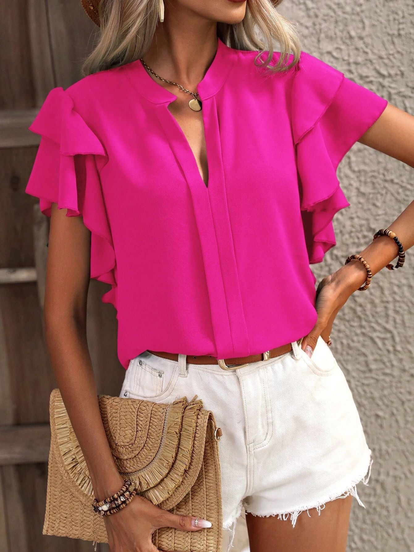 Damen Bluse mit dekorativen Rüschendetails und elegantem V-Ausschnitt WW