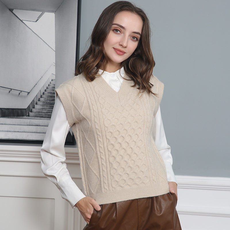 Damen Strickweste mit V-Ausschnitt und Kabelmuster WW