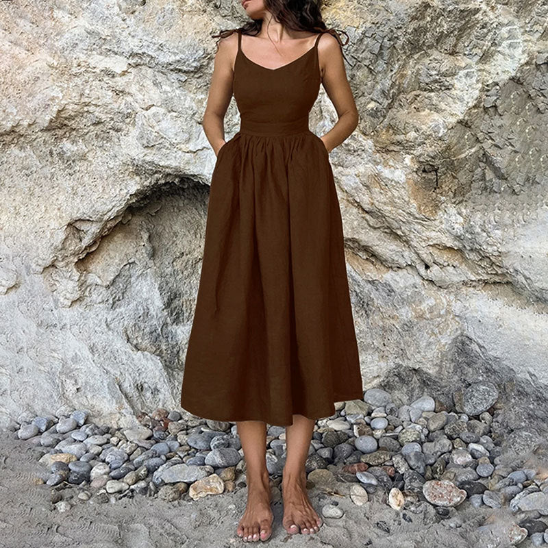 Damen Maxikleid mit verstellbaren Trägern und eleganter Taillierung W&W Mode