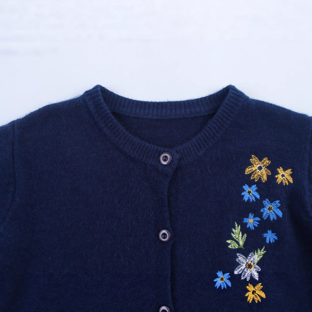 Damen Strickjacke mit floralen Stickereien WW