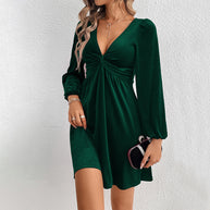 Damen Minikleid mit elegantem Wickeldetail und langen Puffärmeln W&W