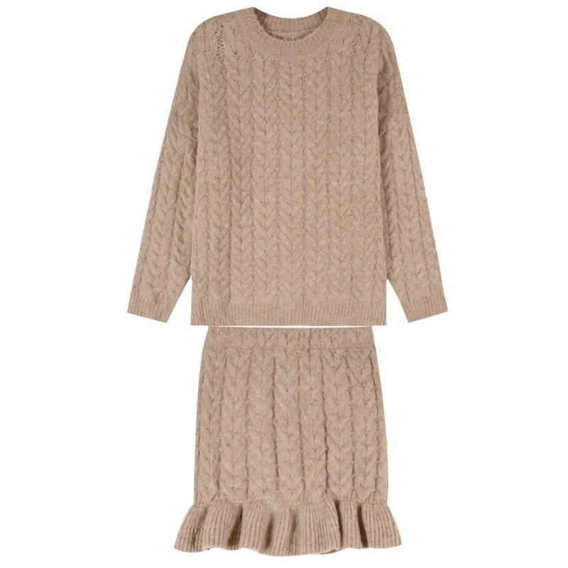 Damen Strickjacke mit dekorativem Zopfmuster und Knopfdetails WW