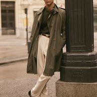 Herren Lange Trenchcoat im klassischen Stil mit praktischen Taschen WW