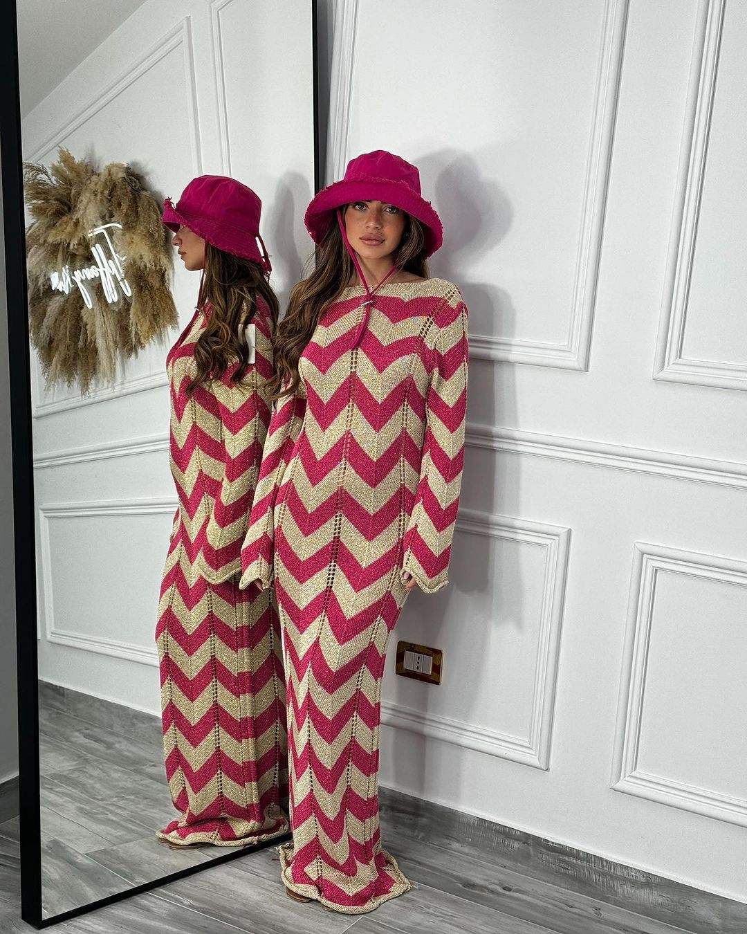 Damen Strickkleid mit Zickzack-Design und weitem Schnitt WW