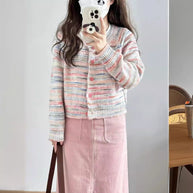 Damen Strickjacke mit buntem Muster und zarten Knöpfen WW