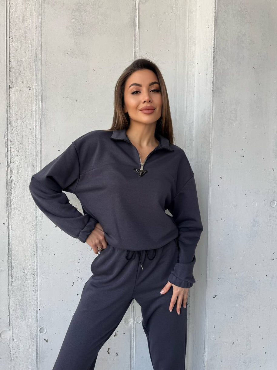 Damen sportliches Set aus weichem Fleece mit Kapuze WW