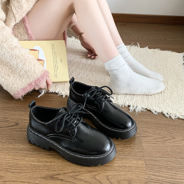 Damen Chunky Schnürschuhe mit robustem Profil und modischem Design W&W