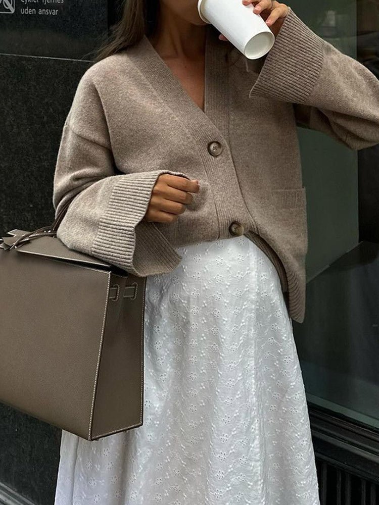 Damen Strickjacke mit eleganter Schnittführung und oversized Ärmeln WW