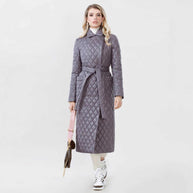 Damen Steppmantel mit Gürtel und hohem Kragen WW