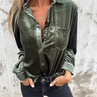 Damen satintop mit eleganter Knopfleiste WW