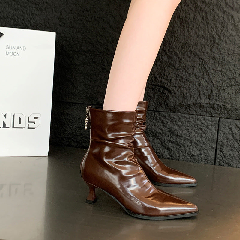 Damen elegante Stiefeletten mit spitzem Zehenbereich und lässigem Schlupfdesign W&W Mode