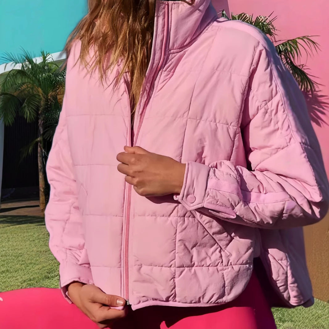 Damen Steppjacke mit hohem Kragen und praktischem Reißverschluss WW