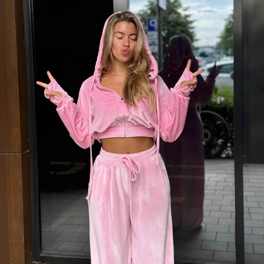Damen sportlicher Velours Jogginganzug mit lässiger Kapuze und praktischen Taschen WW