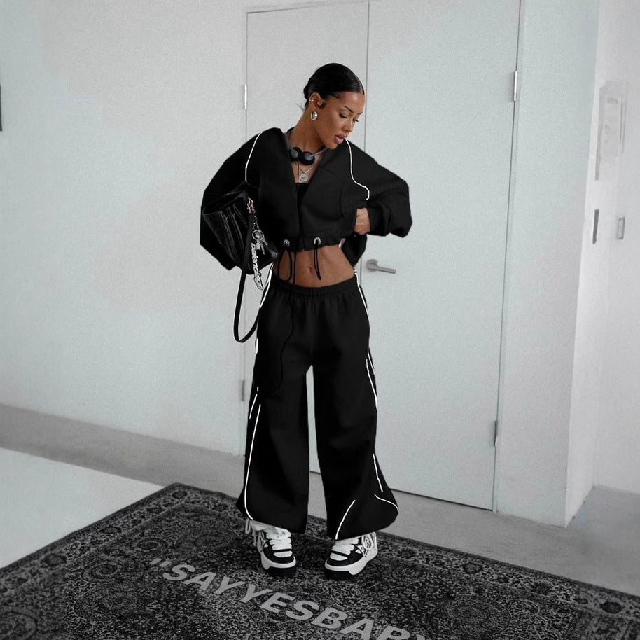 Damen Sportliche Oversized Loungewear mit reflektierenden Details WW