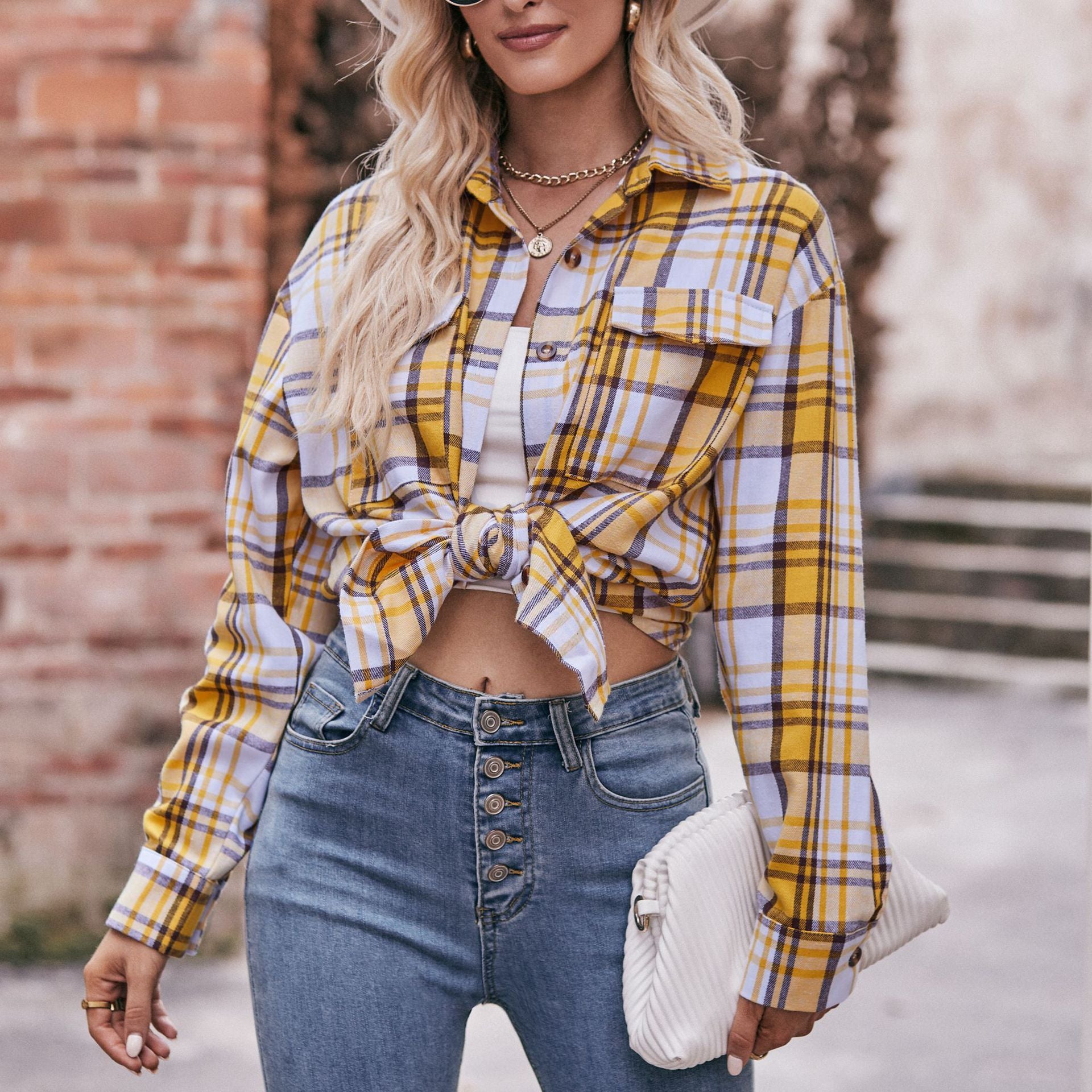 Damen kariertes Hemd mit knopfbarem Frontdesign und lässigem Knoten-Detail WW