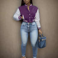 Damen Sportliche Varsity-Jacke mit Kontrastdetails und Knopfleiste WW