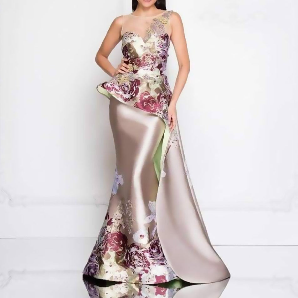 Damen Elegantes Maxikleid mit floralen Applikationen und asymmetrischem Saum W&W Mode