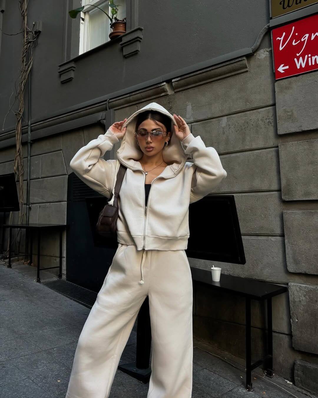 Damen sportlicher Fleece-Hoodie und lässige Jogginghose Set WW