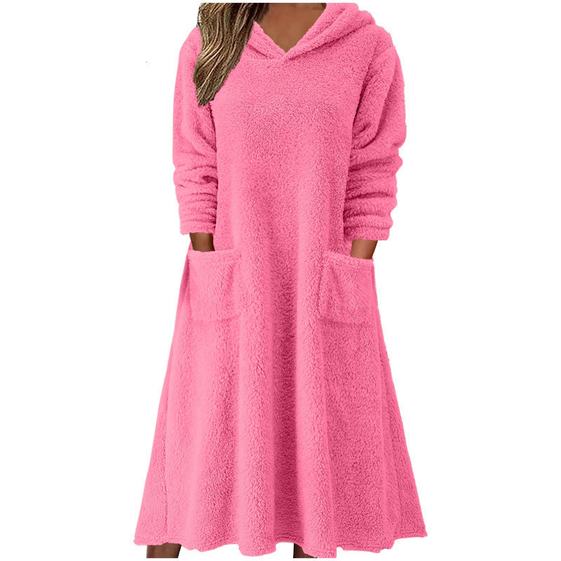 Damen Kuscheliger Fleece-Kleid mit Kapuze und praktischen Taschen WW