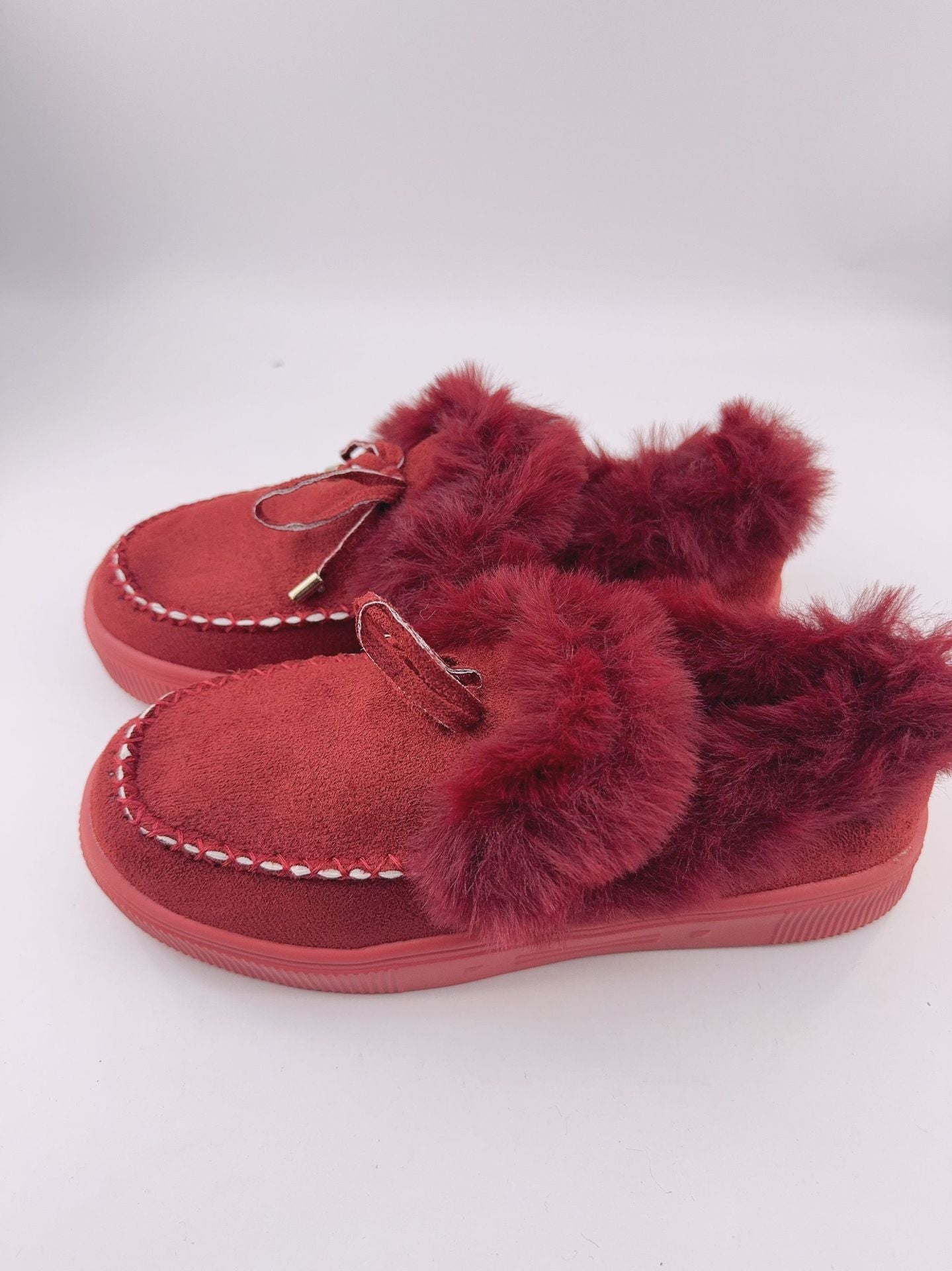 Damen Bequeme Hausschuhe mit flauschigem Innenfutter und modischem Schnitt WW