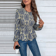 Damen Bluse mit eleganter Rüschennähten und floralem Muster WW
