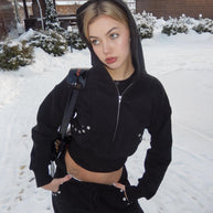 Damen sportlicher Cropped Hoodie mit innovativen Druckknopfdetails WW