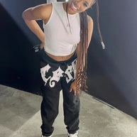 Damen Slim Fit Jogginghose mit modernem Logo WW