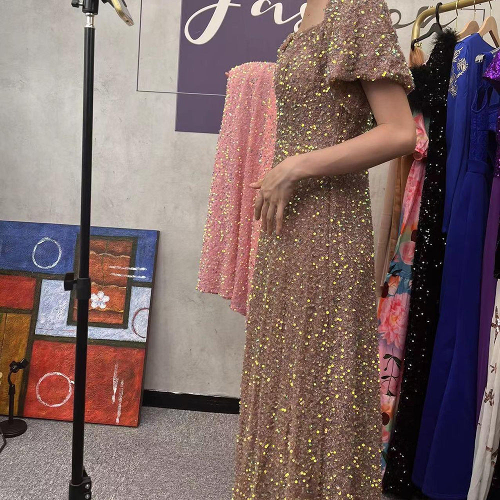 Damen Glitzerndes Abendkleid mit schulterfreien Flauschärmeln WW