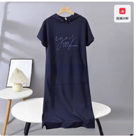 Damen Hoodie-Kleid mit praktischen Einschubtaschen und seitlichen Schlitzen WW