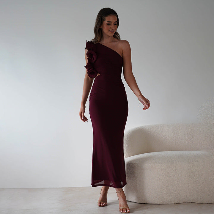 Damen Figurschmeichelndes Midi-Kleid mit asymmetrischem Ausschnitt und Rüschendetails W&W Mode