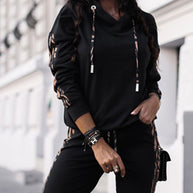 Damen Sportliches Loungewear-Set mit Kapuze und seitlichen Streifen WW
