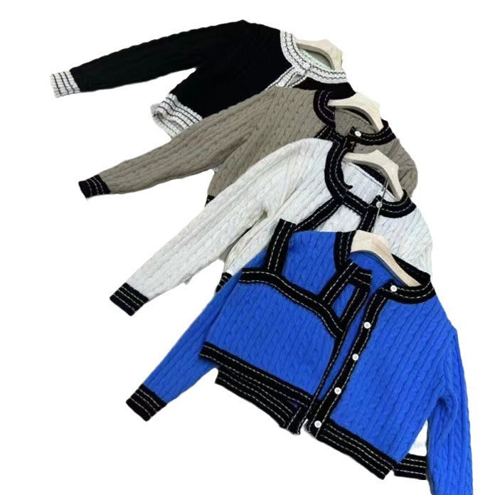 Damen Strickjacke mit asymmetrischem Design und kontrastierenden Akzenten WW