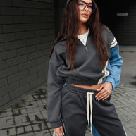 Damen sportliches Loungewear-Set mit Streifen WW