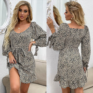 Damen Minikleid mit Rüschensaum und taillierbarem Bindegürtel WW