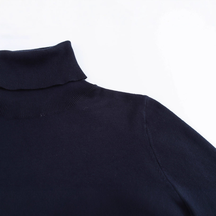 Damen Rollkragenpullover mit eleganten Knopfdetails WW