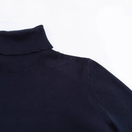 Damen Rollkragenpullover mit eleganten Knopfdetails WW