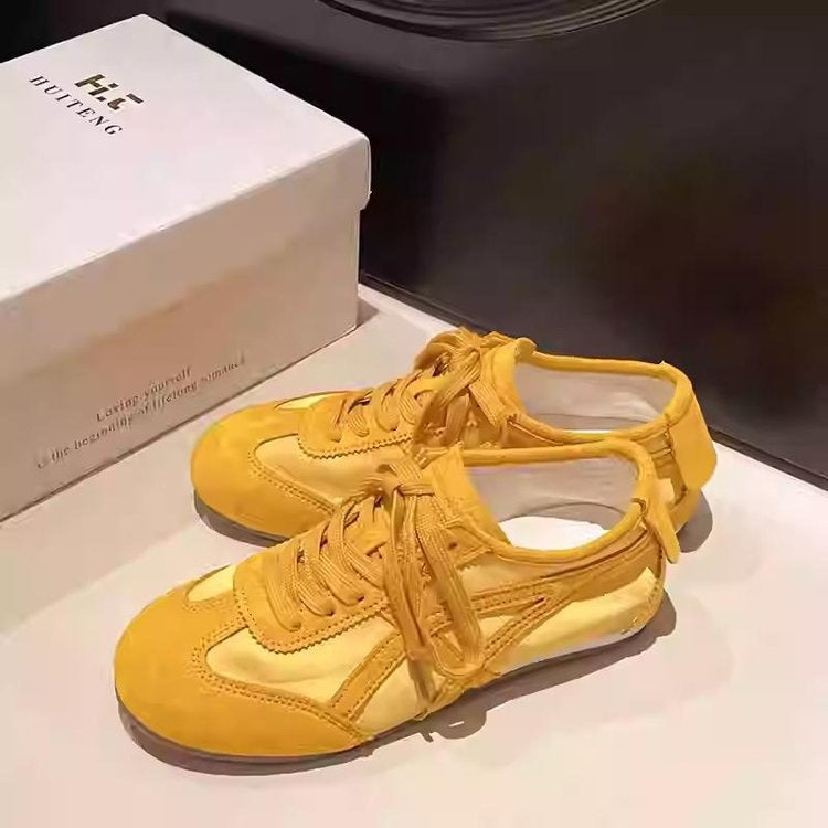 Damen Sneakers aus atmungsaktivem Wildleder mit modischen Schnürdetails WW