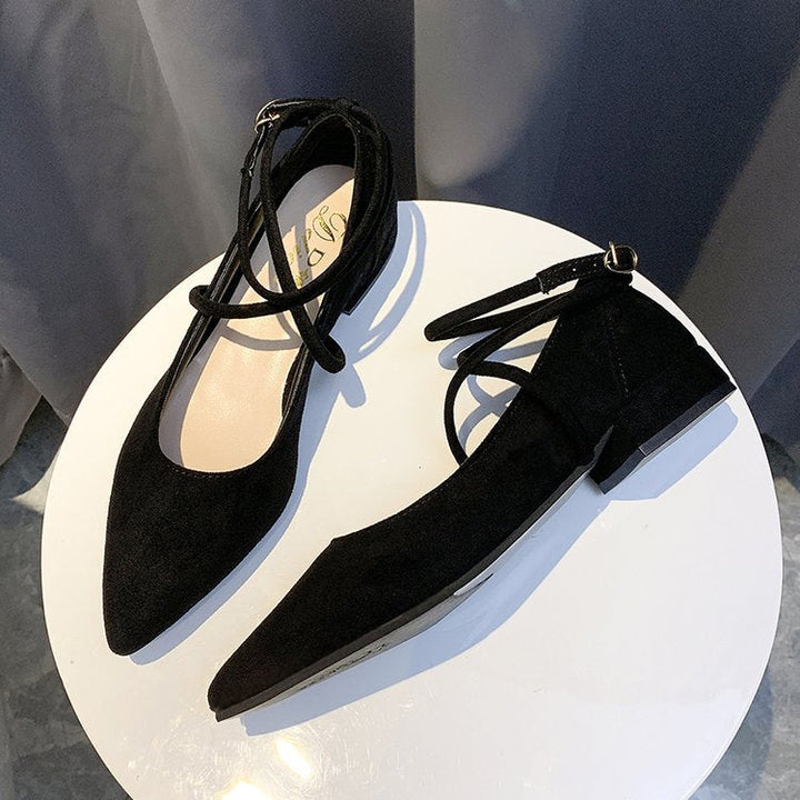 Damen elegante Ballerinas mit klassischem Riemchen-Design und komfortablem Blockabsatz W&W Mode