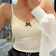 Damen Spaghetti-Trägershirt mit Spitzenbesatz und Schleifendetail WW