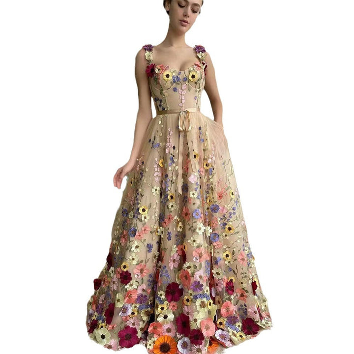 Damen Tüllkleid mit floralen Stickereien und elegantem Taillengürtel W&W Mode