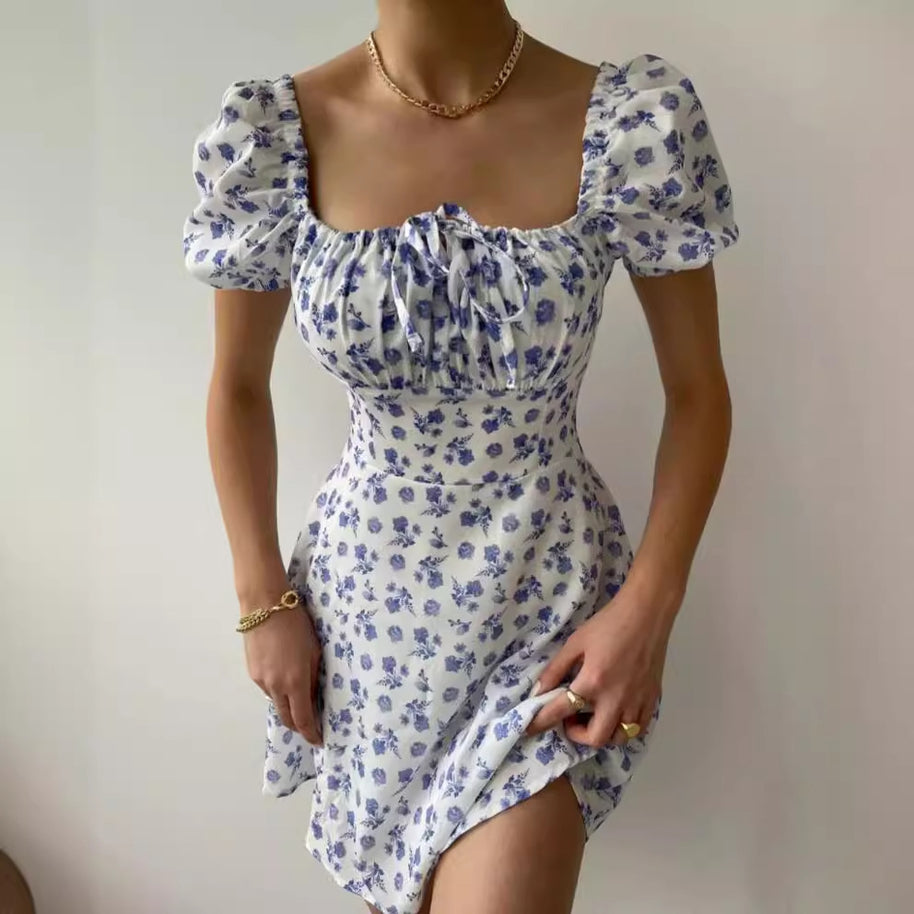 Damen Blütenmuster Mini-Kleid mit Puffärmeln WW