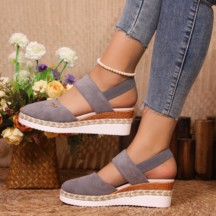 Damen Komfortable Sandalen mit verstellbarem Riemendesign und gepolsterter Sohle WW