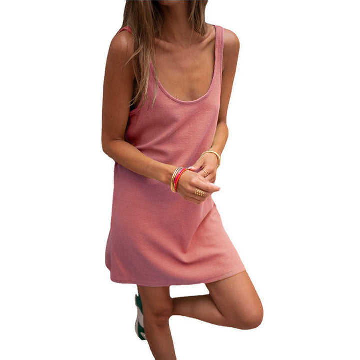 Damen lässiges Kleid im raffinierten Rippschnitt mit tiefem Ausschnitt und schlichtem Design W&W Mode