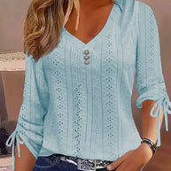 Damen Blusenshirt mit raffiniertem Lochmuster und Knopfdetails WW
