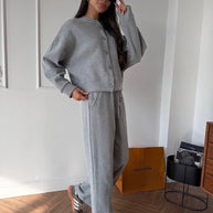 Damen bequeme Sweatshirt- und Jogginghose-Kombination WW