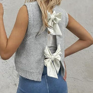 Damen Strickjacke mit dekorativem Rückendesign und Schleifendetails WW