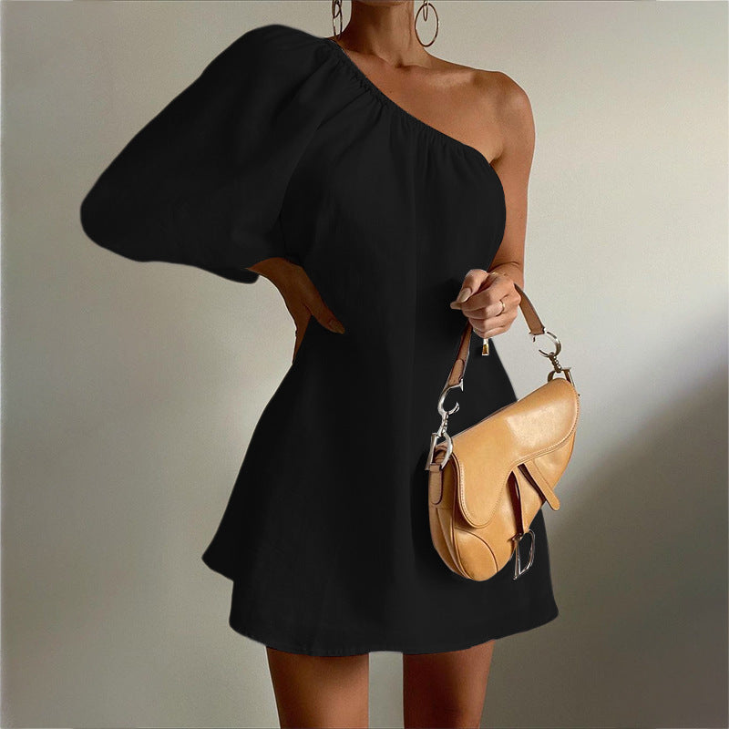 Damen Charmantes Ein-Schulter Kleid mit voluminösen Ärmeln und elastischem Bund W&W Mode